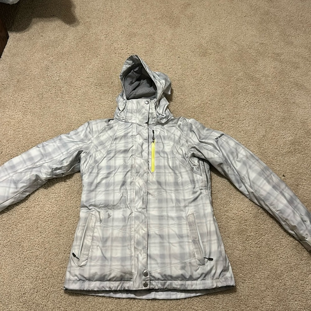 Columbia White and Gray Coat
